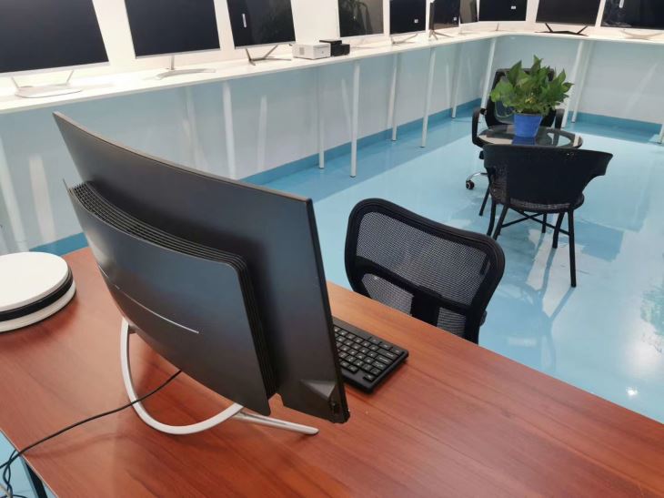 27INCH Curved Screen AIO PC